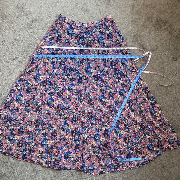 Decree multi colored floral-like bohemian maxi/mini skirt, Medium - Picture 12 of 16
